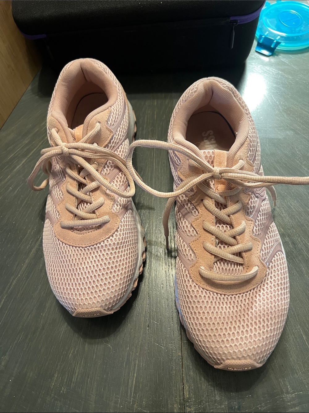 K-Swiss Women’s Pale Pink Mesh Athletic Sneakers